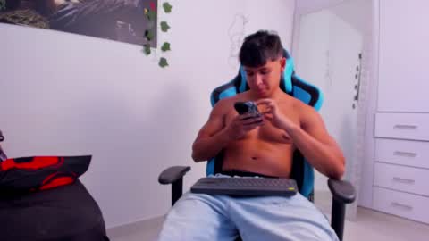 Oliver bray online show from December 6, 2024, 1:07 am