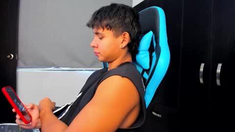 Oliver bray online show from October 15, 2025, 6:19 pm