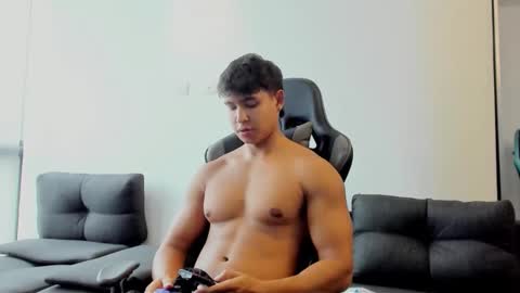 Snapshot of oliver_bray chatting on March 17, 2026, 7:06 pm Oliver bray online show from March 17, 2026, 7:06 pm