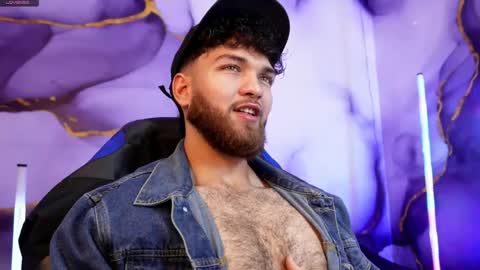 Oliver Dallas online show from April 15, 2026, 3:46 am