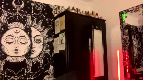 Oliver fast online show from November 28, 2025, 7:22 am