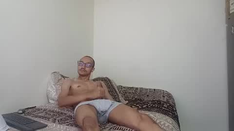 oliver_goldberg online show from April 17, 2026, 5:32 am