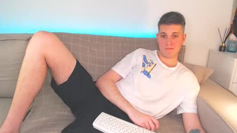 Oliver online show from January 15, 2025, 4:00 pm