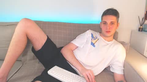 Oliver online show from January 30, 2025, 6:54 pm