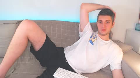 Oliver online show from February 10, 2025, 11:36 am