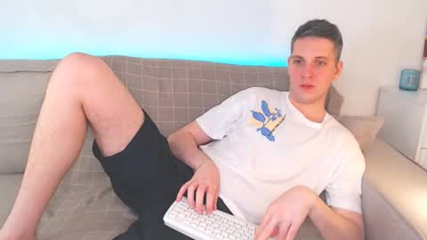 Oliver online show from February 28, 2025, 10:41 am