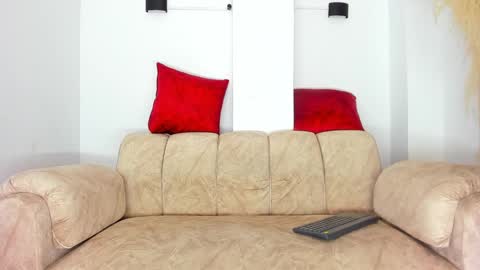 OLIVER online show from December 29, 2024, 9:06 am