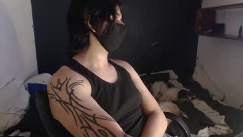 oliver_laid_2023 online show from December 5, 2024, 10:12 pm