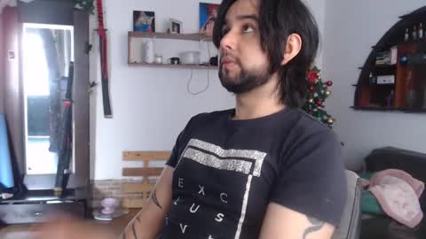 Snapshot of oliver_laid_2023 chatting on December 16, 2025, 6:13 pm oliver_laid_2023 online show from December 16, 2025, 6:13 pm