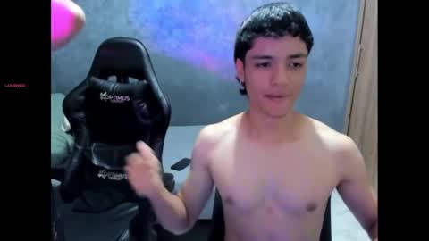 oliver_mrgn online show from September 8, 2025, 6:40 pm