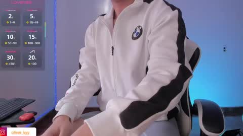 OLIVER online show from April 1, 2026, 7:11 pm