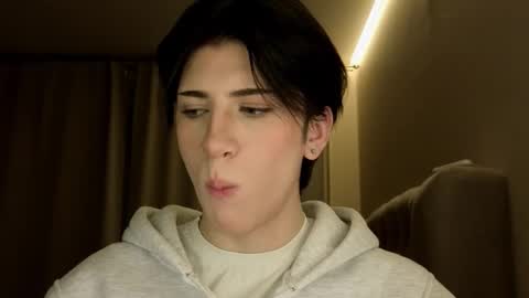 oliver online show from March 21, 2026, 7:50 pm