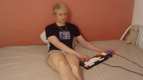 Oliver online show from April 9, 2026, 1:16 am