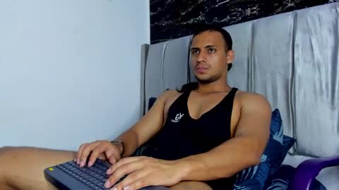 oliver_todd online show from March 8, 2026, 6:06 am