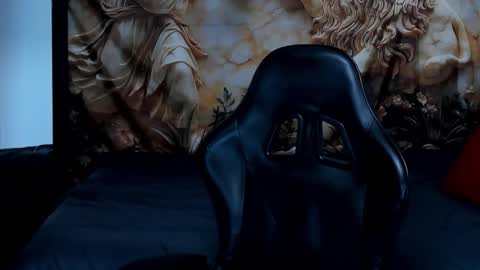 Snapshot of oliver_tommy chatting on November 12, 2025, 1:11 pm oliver_tommy online show from November 12, 2025, 1:11 pm