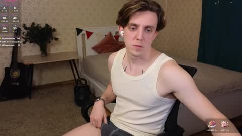 Snapshot of oliver_travis chatting on January 29, 2025, 3:33 am Oliver Evans online show from January 29, 2025, 3:33 am