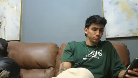 Oliver bennet online show from December 6, 2024, 11:14 pm