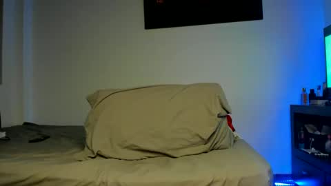 Oliver bennet online show from October 21, 2025, 1:06 am