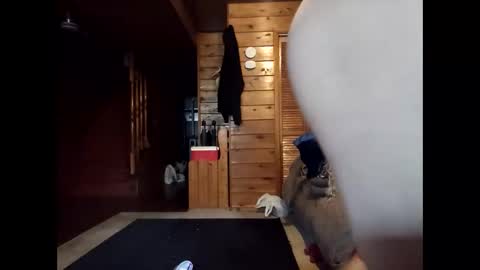 oliversissy online show from November 4, 2025, 5:34 pm