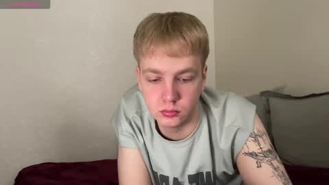 oliver online show from November 2, 2025, 1:13 pm