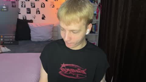 oliver online show from November 13, 2025, 1:54 pm