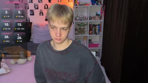 oliver online show from November 19, 2025, 12:43 am