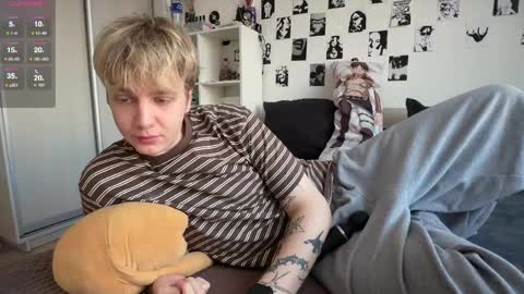 oliver online show from April 1, 2026, 3:42 pm