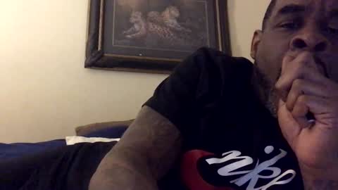 olivertwist1273 online show from February 9, 2025, 2:06 am