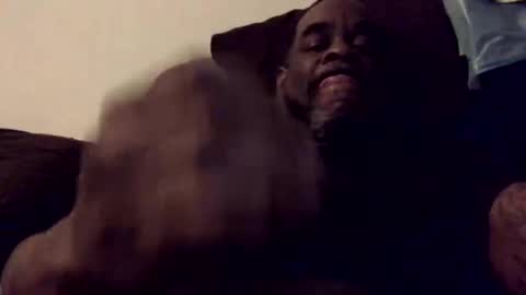 olivertwist1273 online show from March 3, 2025, 8:16 am