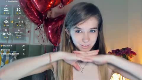 Olivia online show from April 10, 2026, 4:12 pm