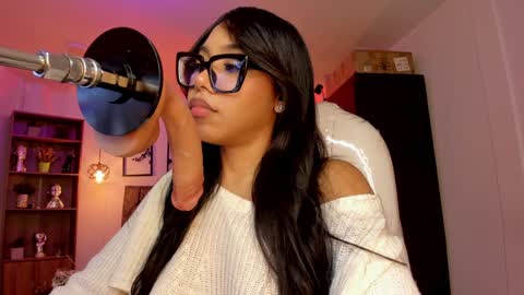 Olivia online show from January 15, 2025, 7:26 am