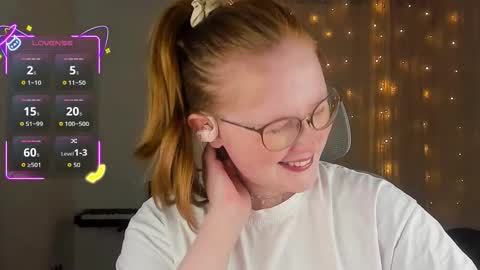 Olivia Date online show from October 21, 2025, 3:02 pm