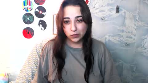 olivia_defo online show from October 3, 2025, 12:02 pm