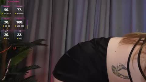 SaraConor online show from February 22, 2026, 9:52 am