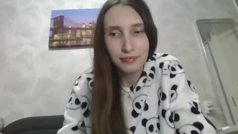 Olivia online show from October 15, 2025, 9:37 pm