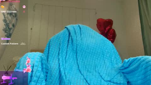 Olivia Hi guys Follow me  online show from April 19, 2026, 11:40 pm