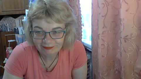 Snapshot of olivia_mia25 chatting on June 22, 2026, 5:48 am Olivia Mia online show from June 22, 2026, 5:48 am