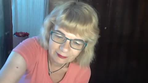 Olivia Mia online show from July 22, 2026, 10:29 am