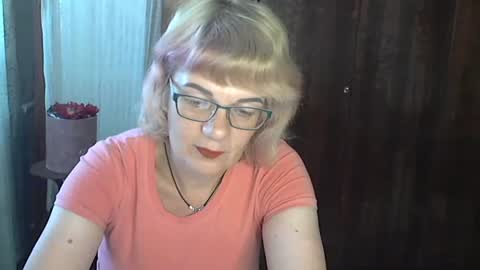 Olivia Mia online show from July 25, 2026, 10:02 am