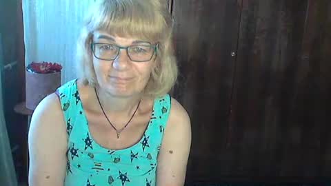 Olivia Mia online show from July 31, 2026, 8:14 am