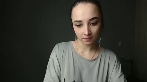 Olivia online show from December 25, 2024, 8:28 pm