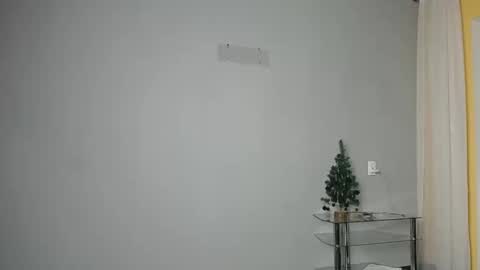 Olivia online show from January 30, 2025, 11:45 pm