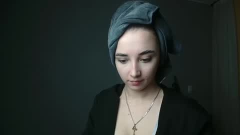 Olivia online show from February 5, 2025, 8:46 pm