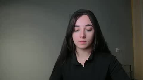 Olivia online show from February 19, 2025, 8:10 pm