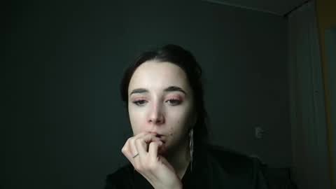 Olivia online show from February 20, 2025, 3:52 pm