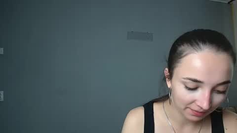 Olivia online show from September 13, 2025, 9:31 am