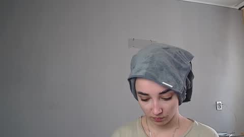 Olivia online show from March 22, 2026, 11:46 am