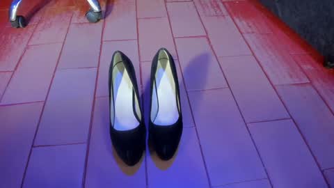 Snapshot of olivia_seex chatting on January 17, 2025, 1:13 pm online show from January 17, 2025, 1:13 pm