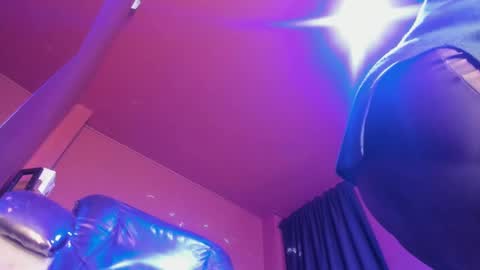 Snapshot of olivia_seex chatting on February 10, 2025, 12:50 pm online show from February 10, 2025, 12:50 pm