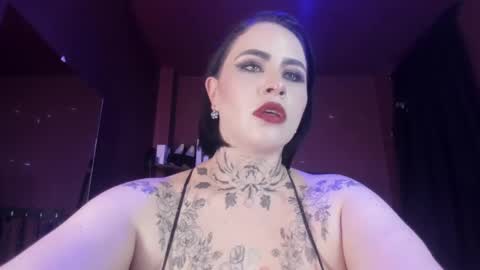 Snapshot of olivia_seex chatting on February 12, 2025, 5:58 pm online show from February 12, 2025, 5:58 pm